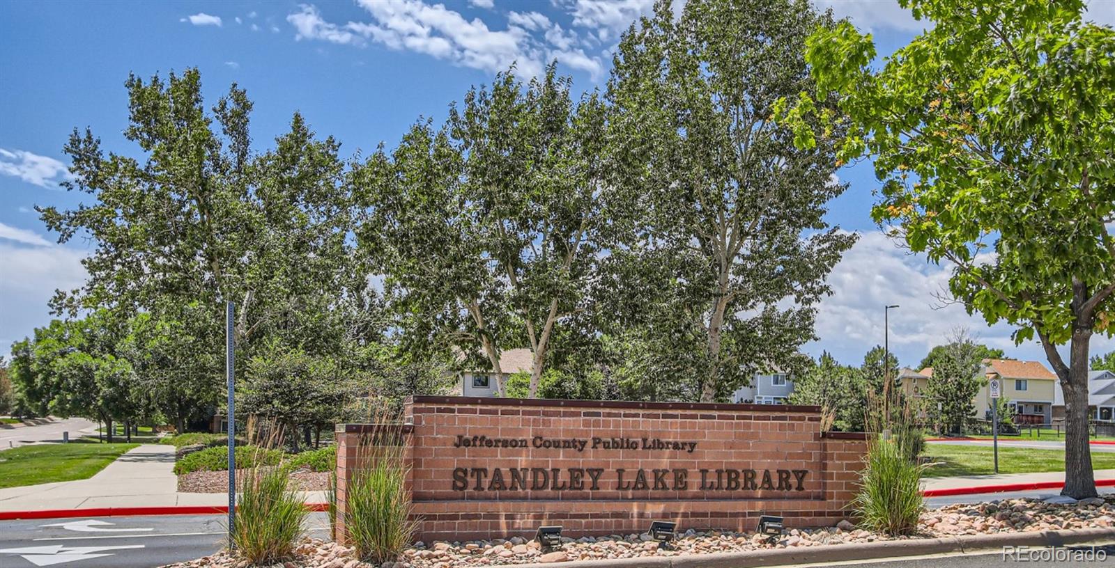 Photo 4 of 6 of 9142 Gladiola Way D townhome