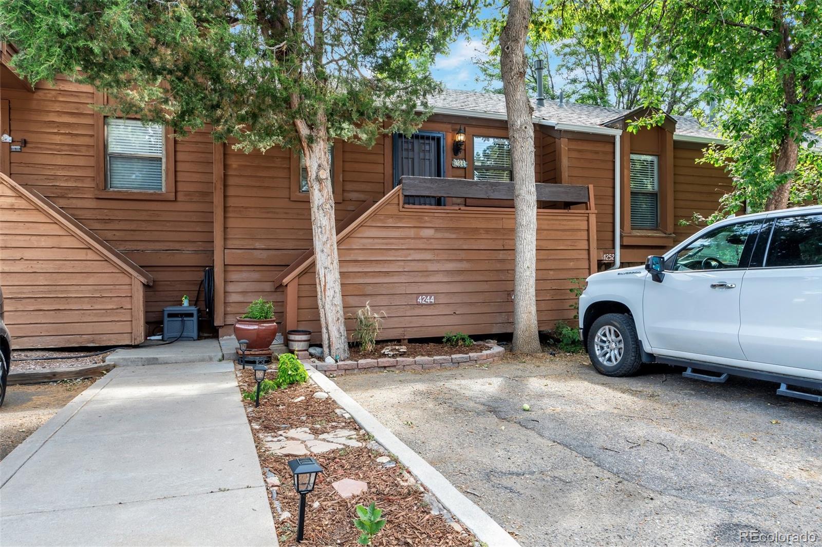 Photo 1 of 15 of 4244 S Richfield Way townhome