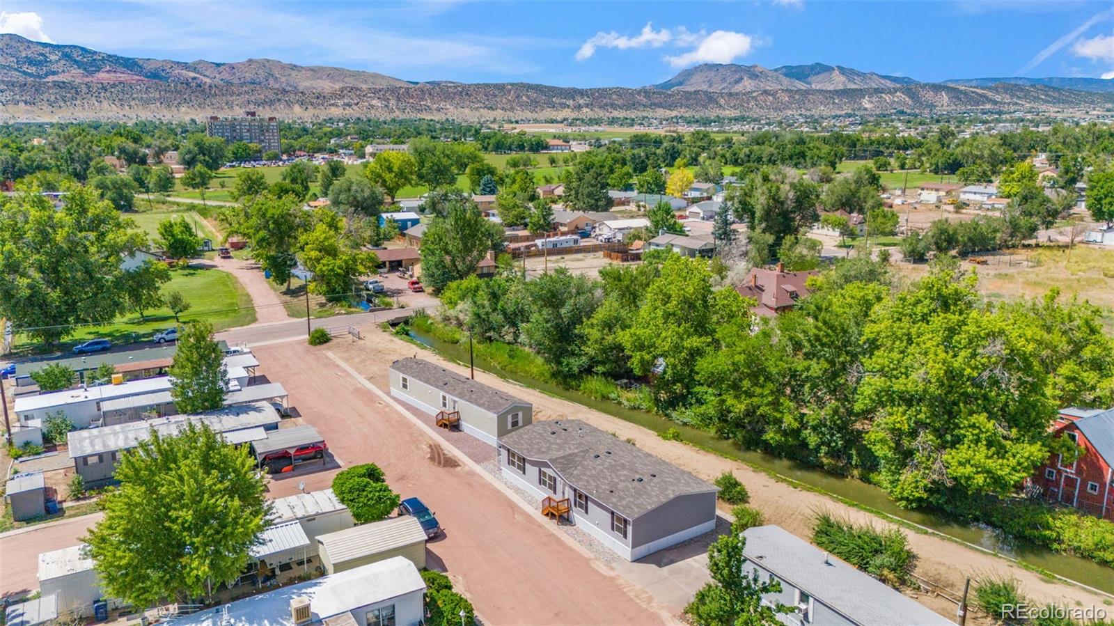 Photo 43 of 50 of 510 N 19th Street mobile home