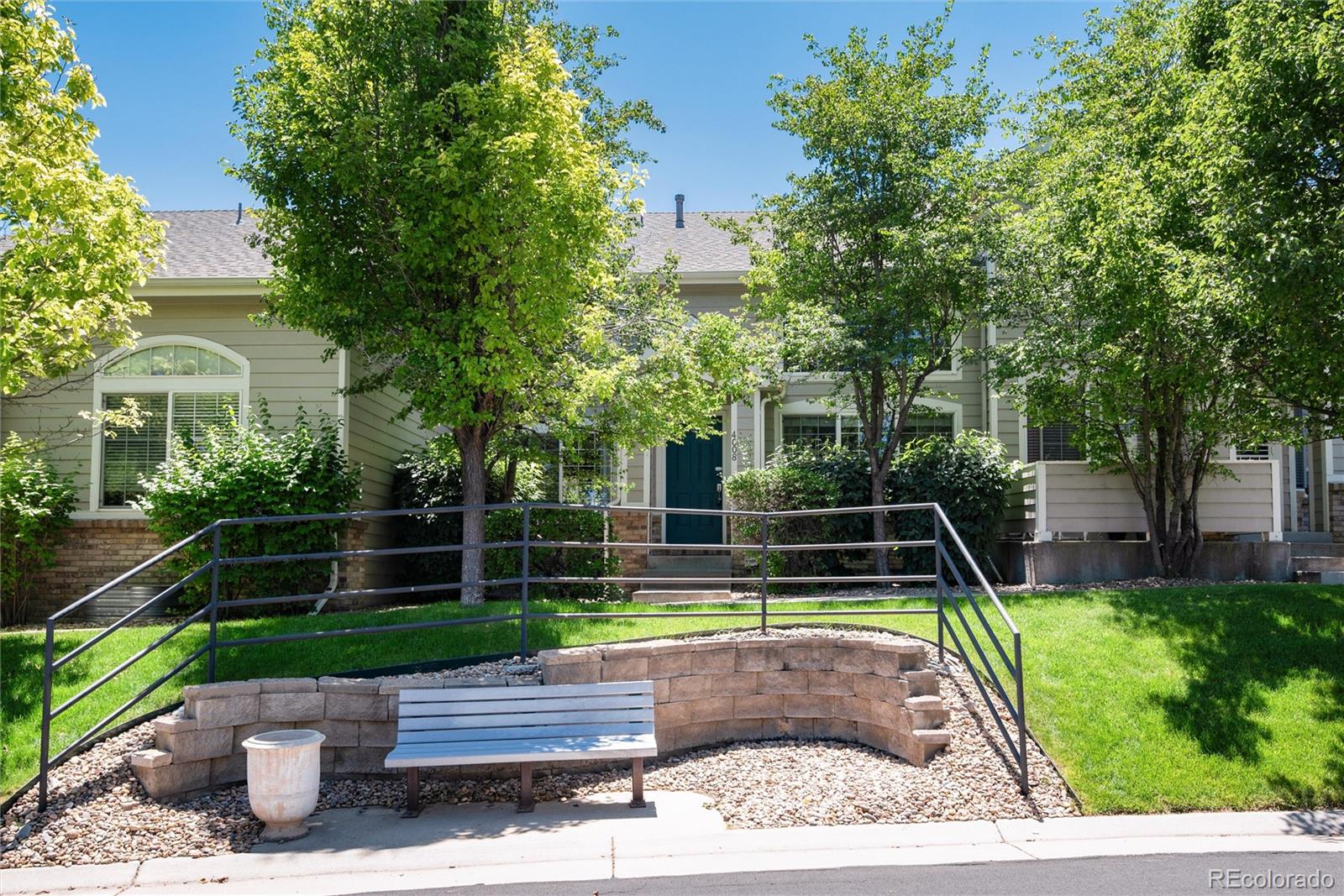 Photo 1 of 30 of 4008 E Geddes Circle townhome