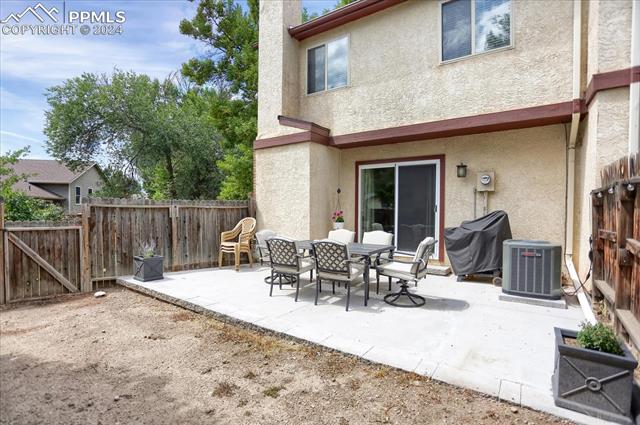 Photo 19 of 24 of 1029 Dublin Boulevard townhome