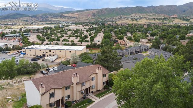 Photo 26 of 35 of 1426 Territory Trail townhome