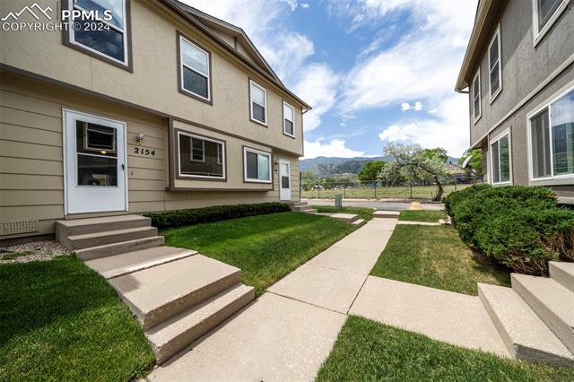 Photo 1 of 33 of 2154 Baltimore Circle townhome