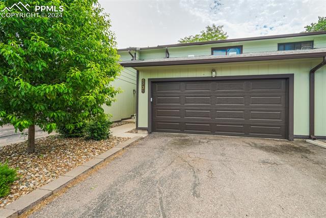 Photo 1 of 31 of 4735 Barnes Road townhome