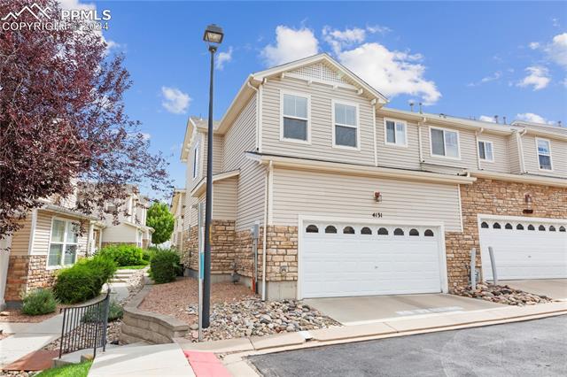 Photo 6 of 32 of 4131 Diamond Ridge View townhome