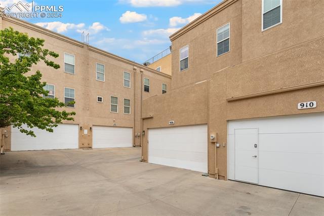 Photo 41 of 45 of 906 S Weber Street townhome