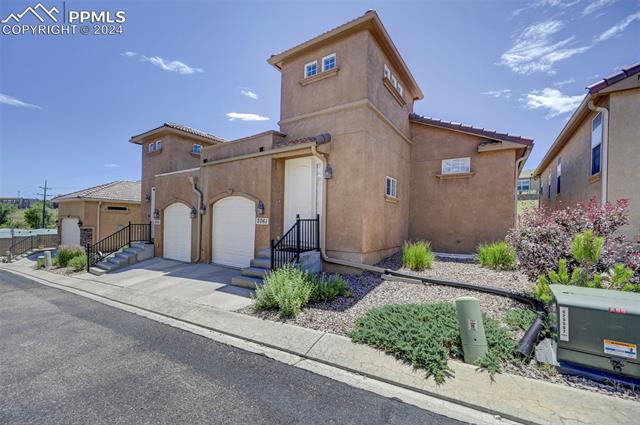 Photo 2 of 37 of 2061 Cheyenne Summer View townhome