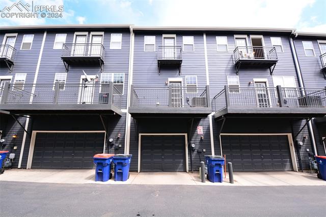 Photo 47 of 50 of 832 S Wahsatch Avenue townhome