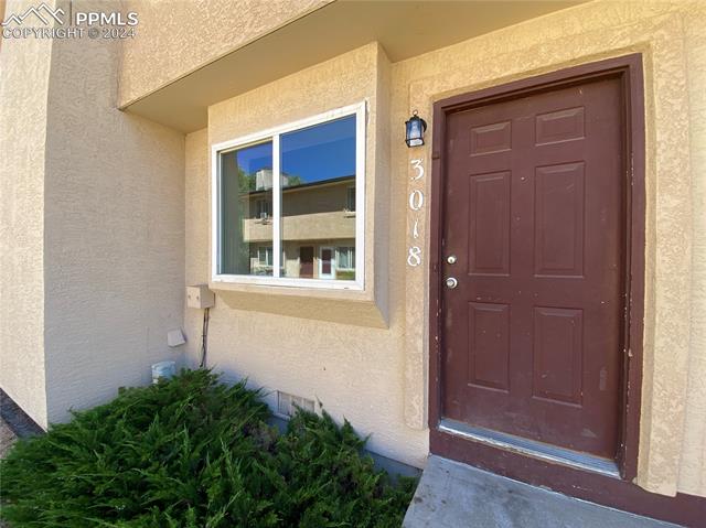 Photo 2 of 14 of 3018 Starlight Circle townhome