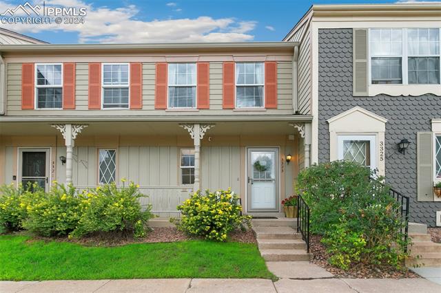 Photo 1 of 19 of 3323 Queen Anne Way townhome