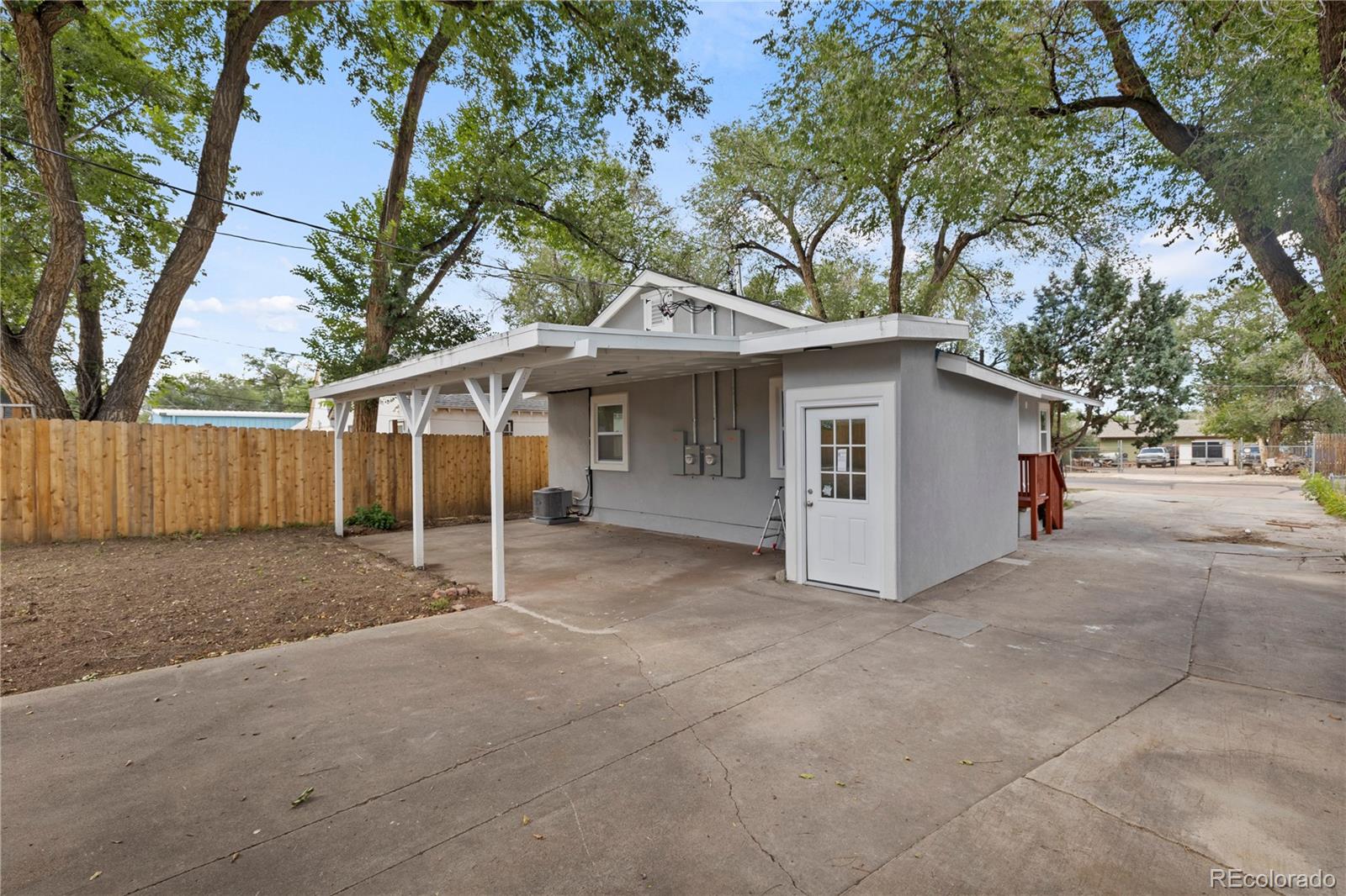 Photo 40 of 50 of 2615 E Boulder Street house