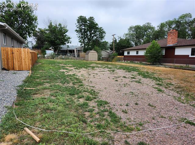 Photo 1 of 13 of 1512 Tweed Street land