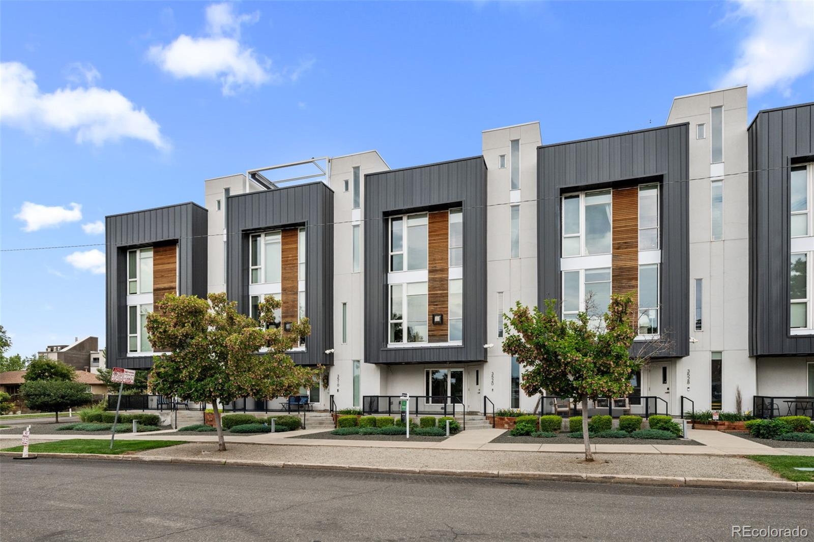 Photo 2 of 50 of 3520 W 18th Avenue townhome