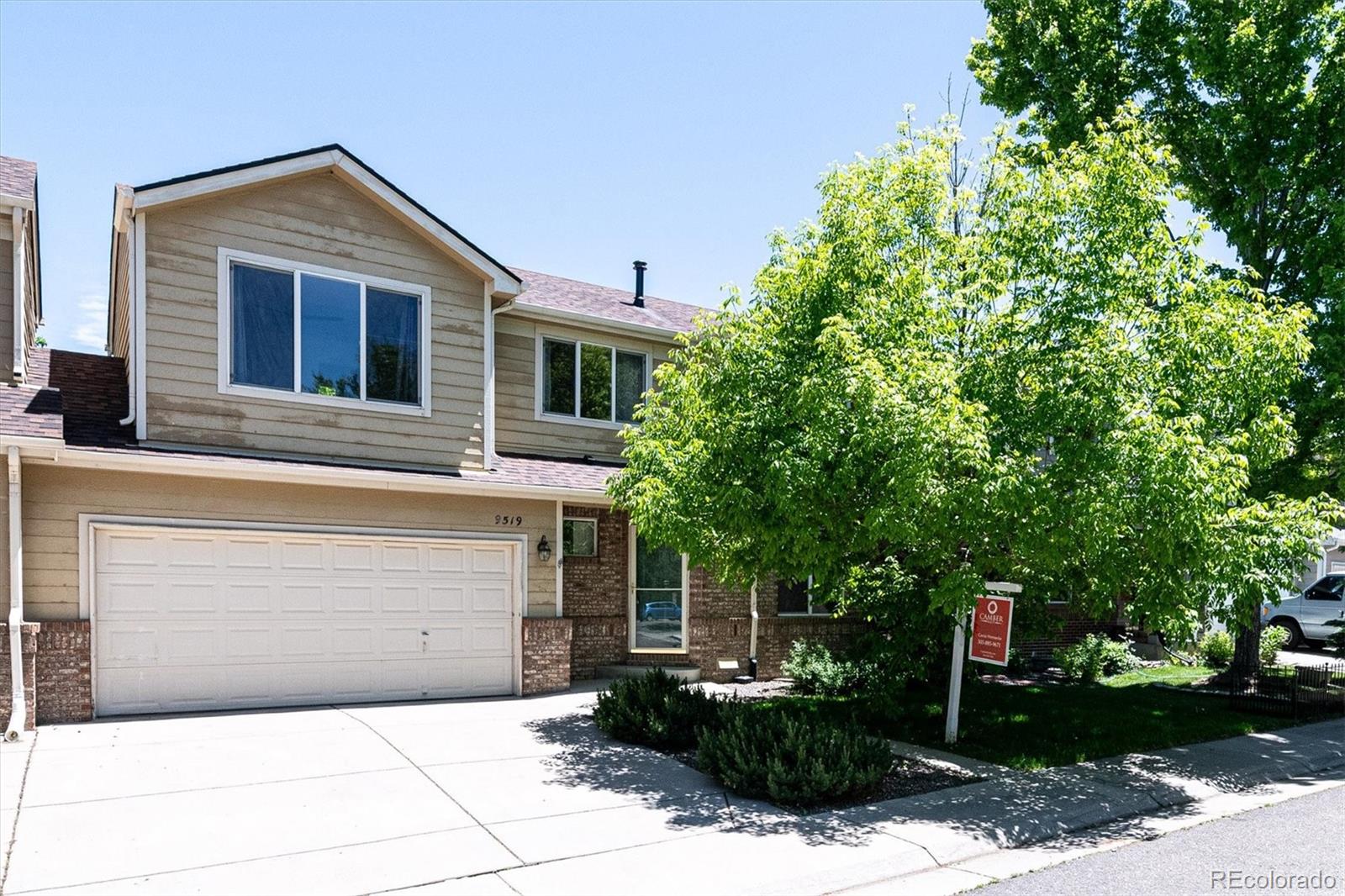 Photo 1 of 27 of 9519 E Iowa Circle townhome