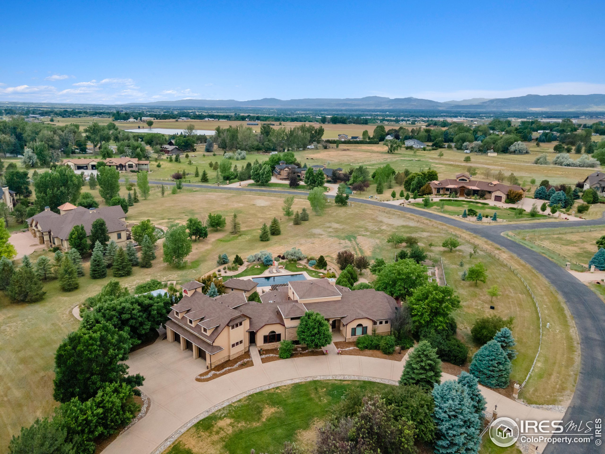 Photo 5 of 20 of 964 Riparian Way house