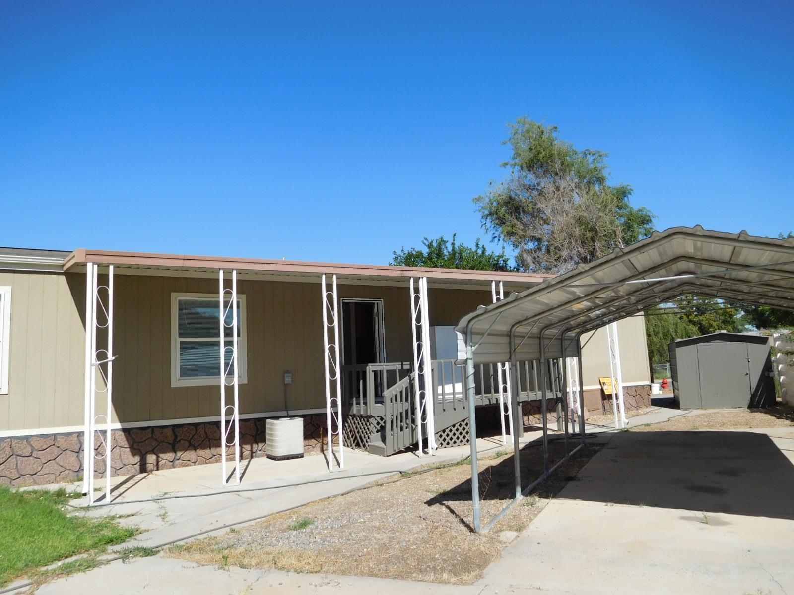 Photo 5 of 15 of 502 Holly Park Drive mobile home