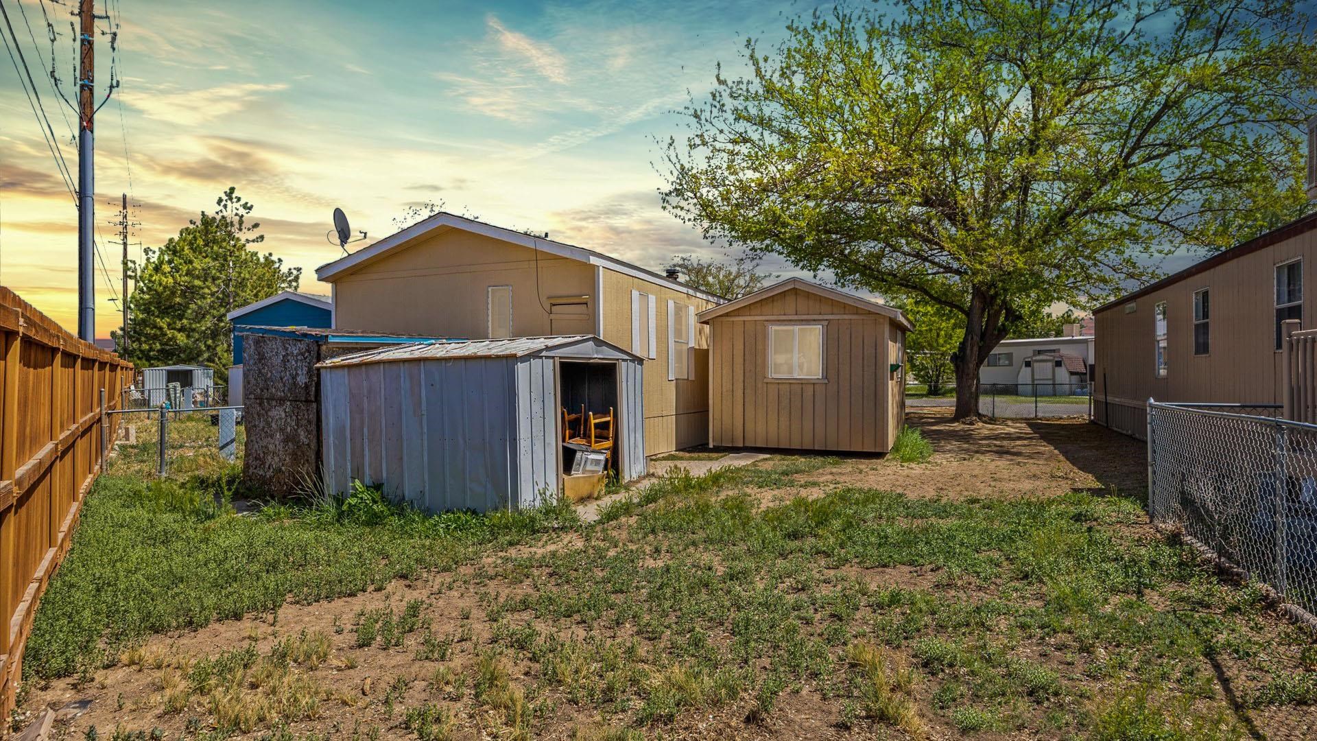 Photo 13 of 19 of 585 25 1/2 Road 140 mobile home