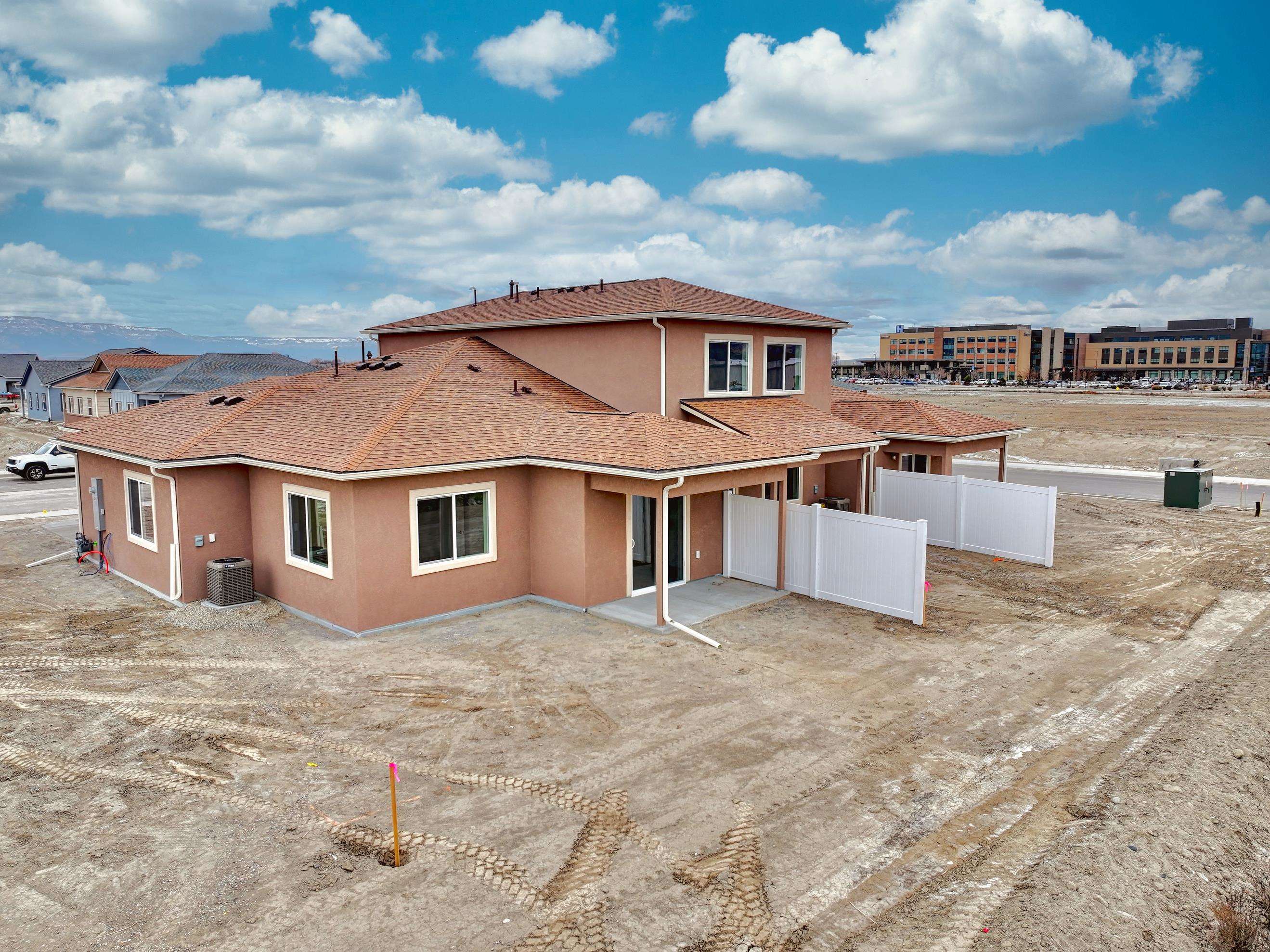 Photo 2 of 17 of 2361 Zion Canyon Avenue B townhome