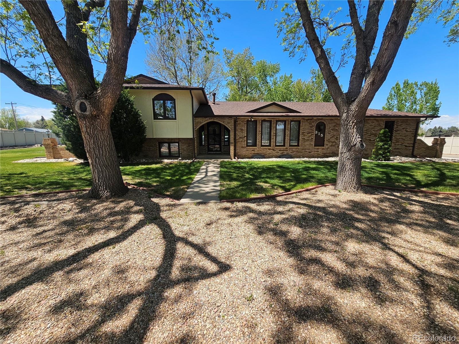 Photo 1 of 43 of 315 38th Avenue house