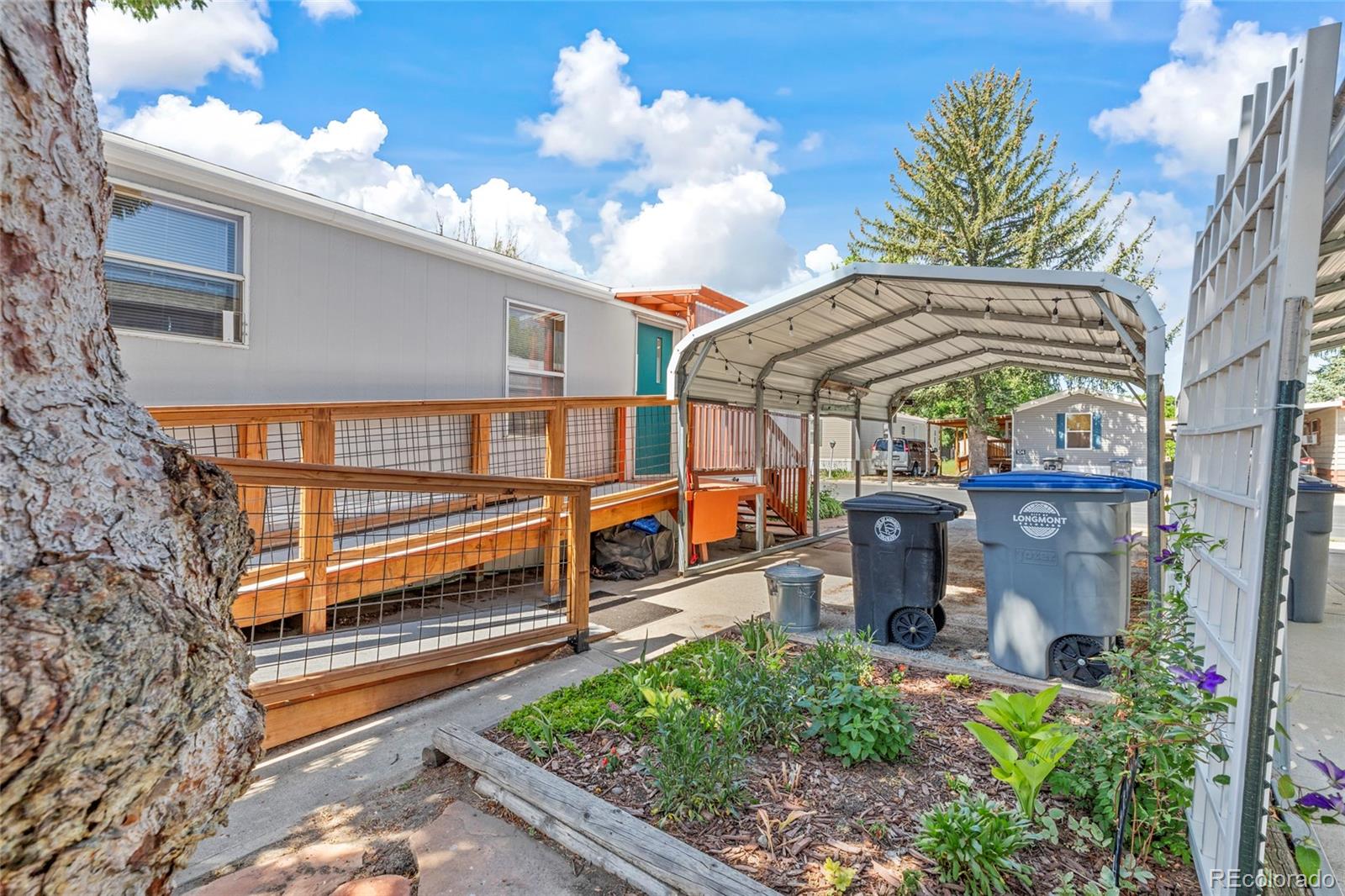 Photo 19 of 21 of 900 Mountain View Avenue mobile home