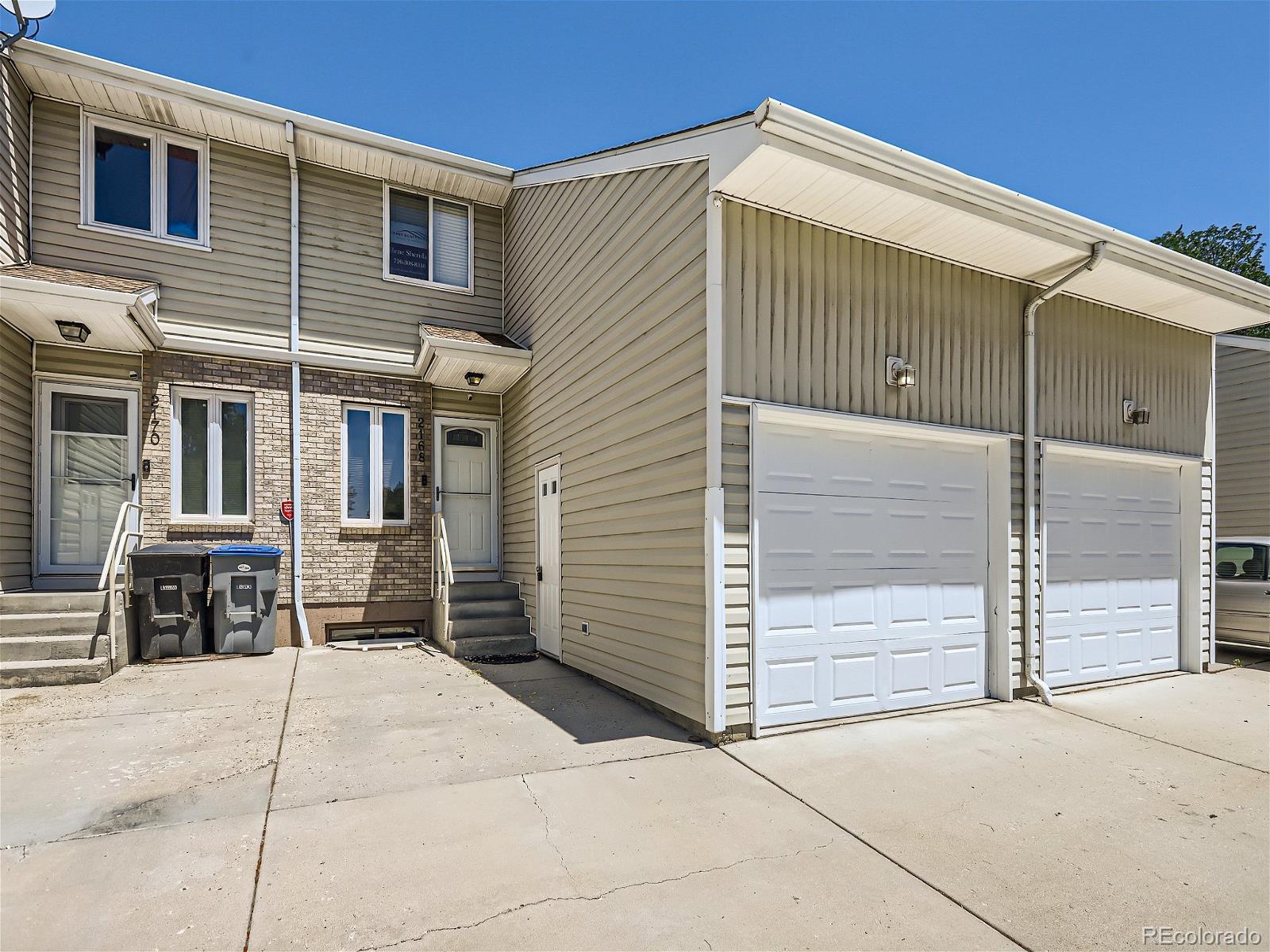 Photo 1 of 26 of 2168 Meadow Court townhome