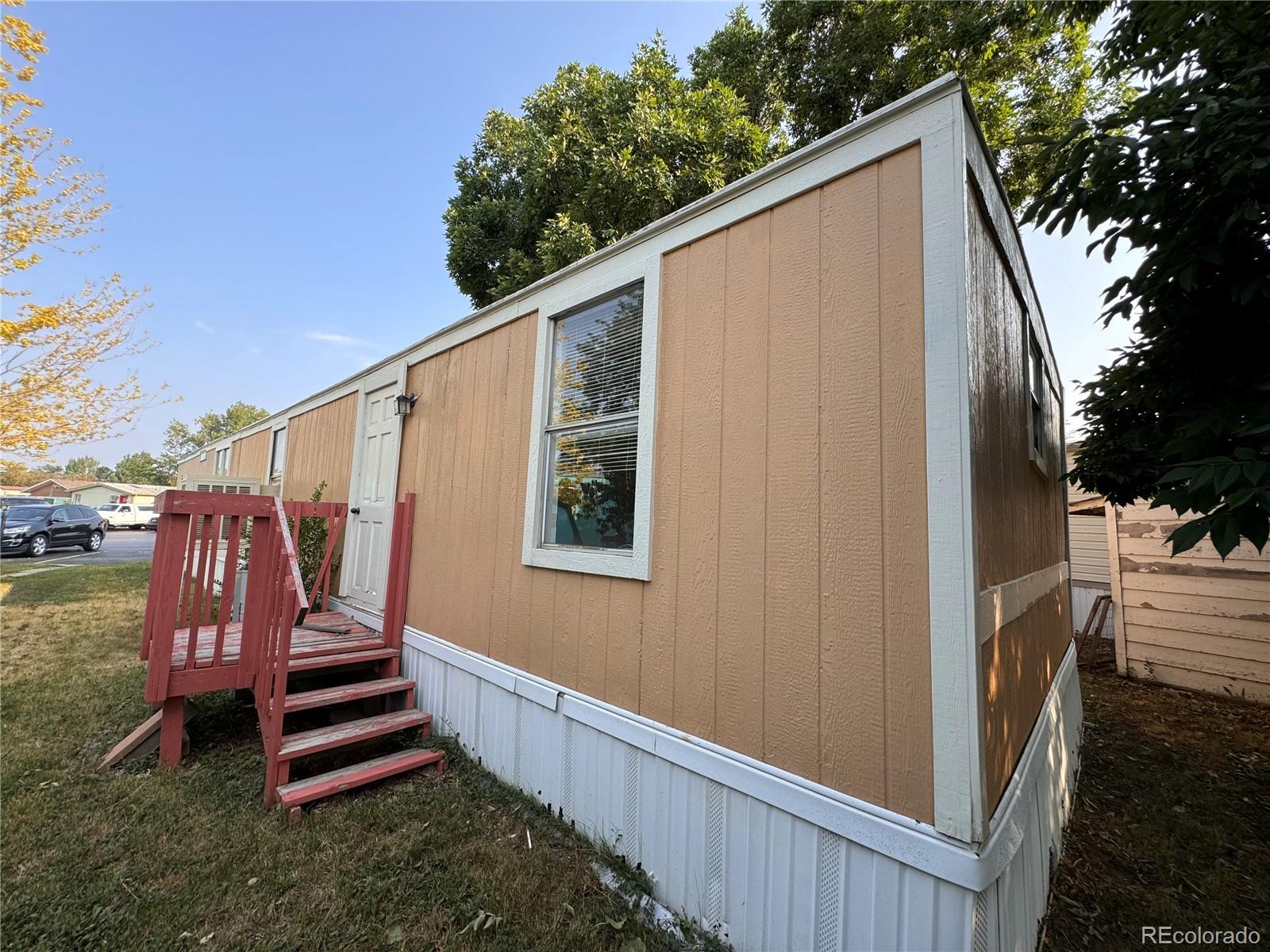 Photo 8 of 21 of 221 W 57th Street mobile home