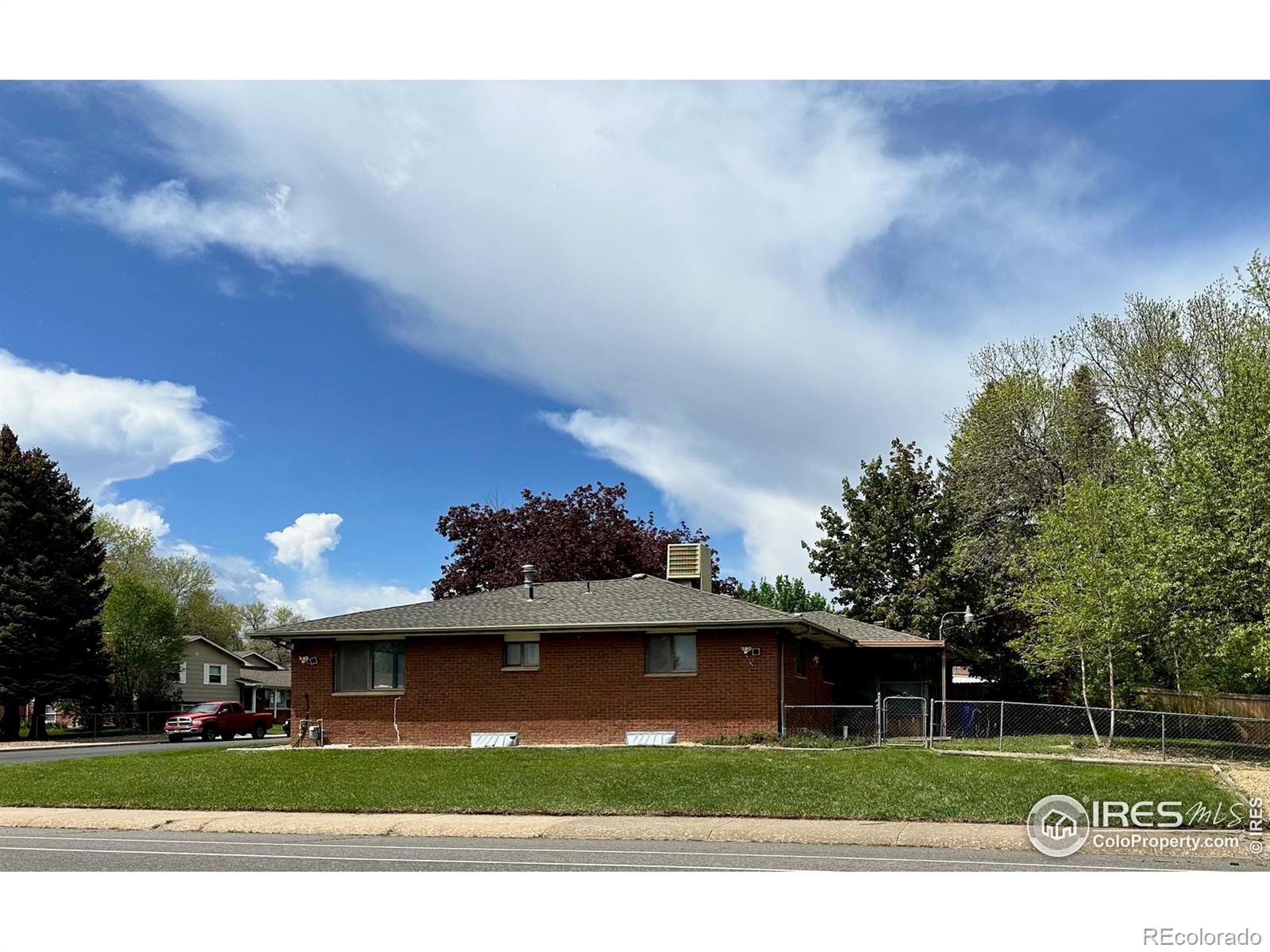 Photo 4 of 4 of 1804 Estrella Avenue house