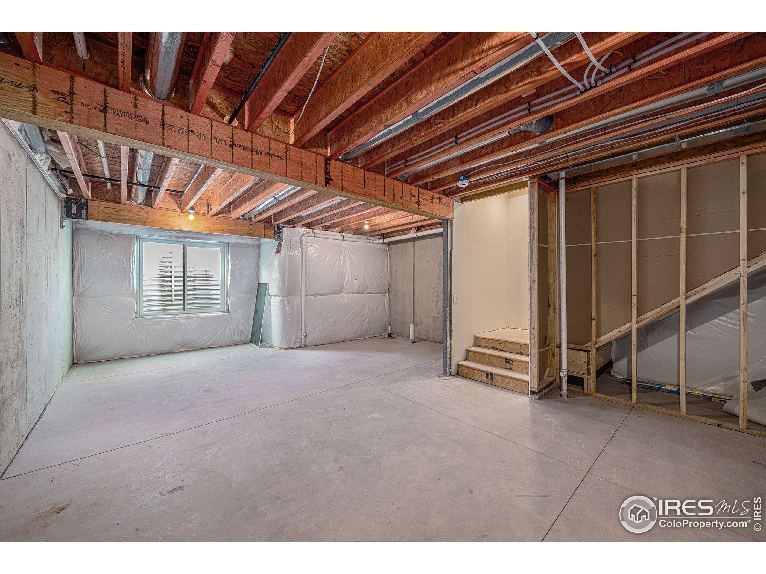 Photo 20 of 21 of 5057 Zamara St townhome