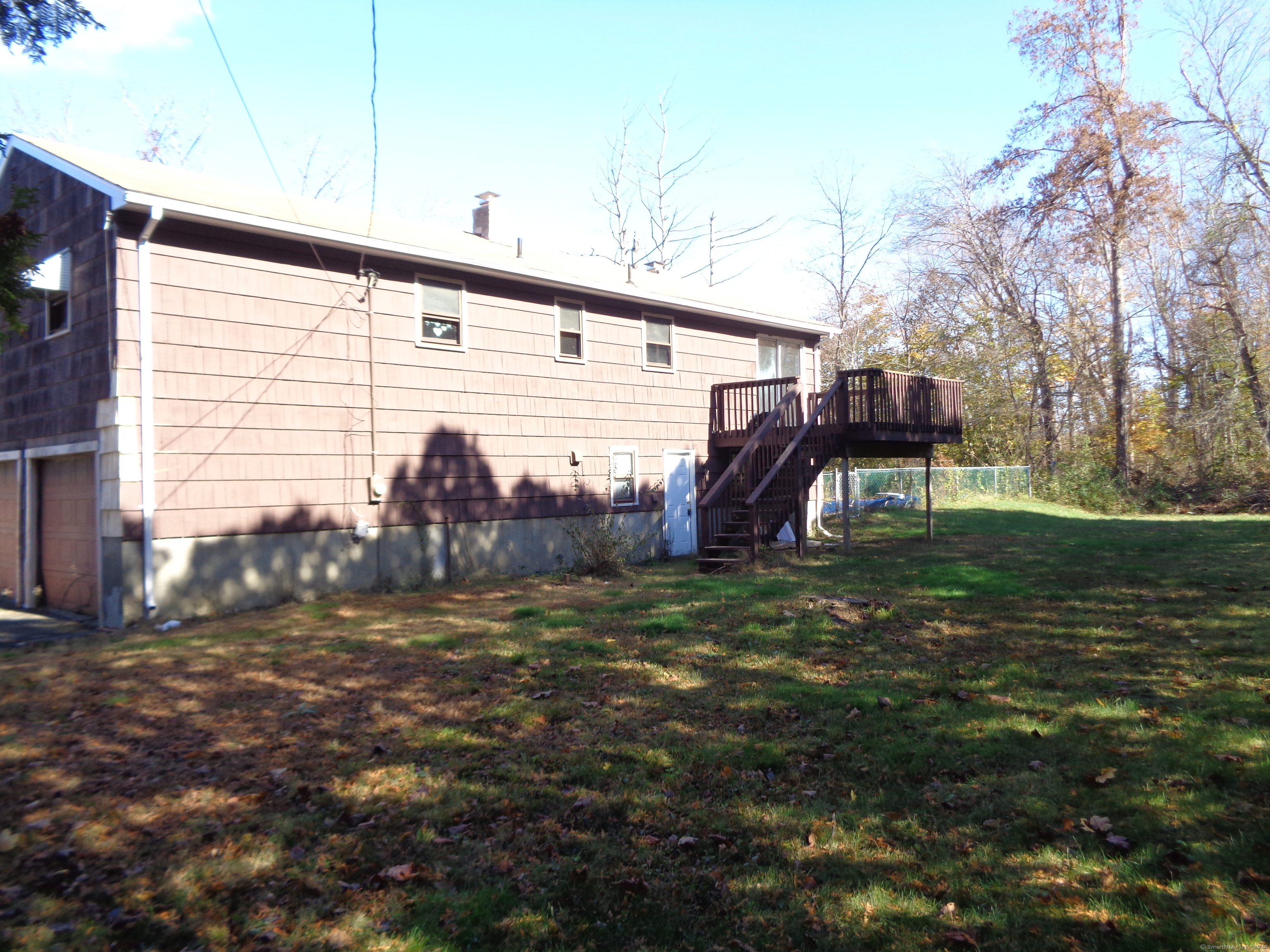 Photo 4 of 23 of 25 Jones Drive house