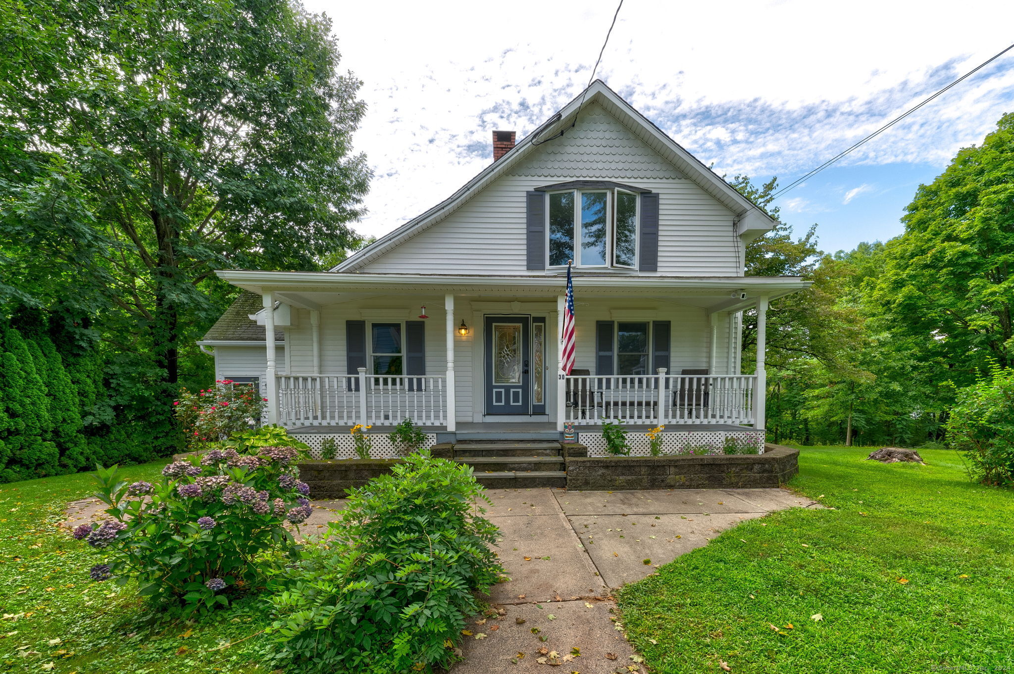 Photo 1 of 34 of 30 Wilcox Avenue house