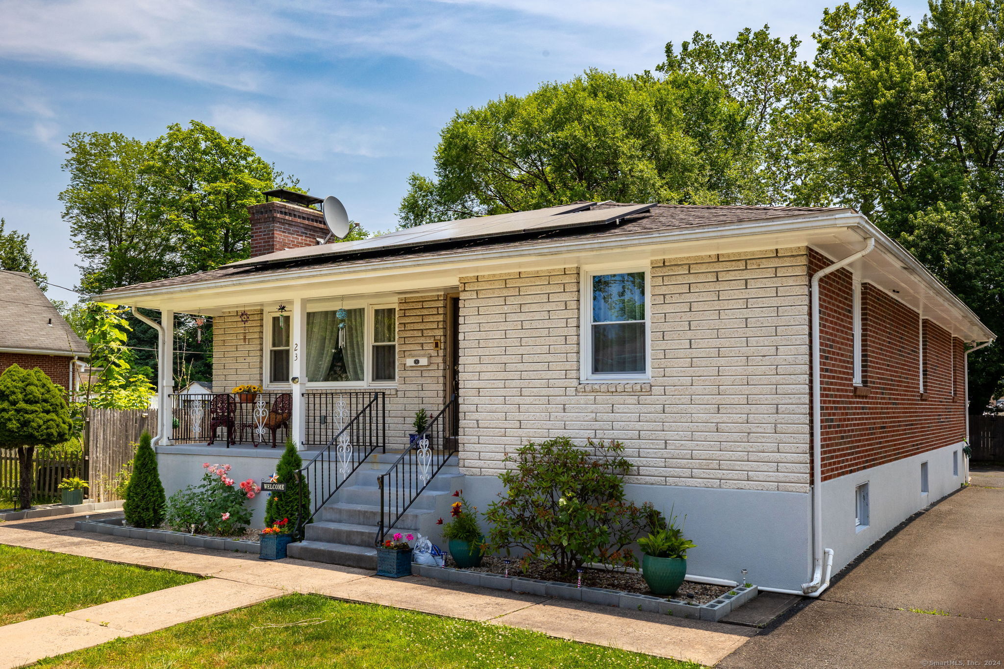 Photo 1 of 40 of 23 Baxter Avenue house