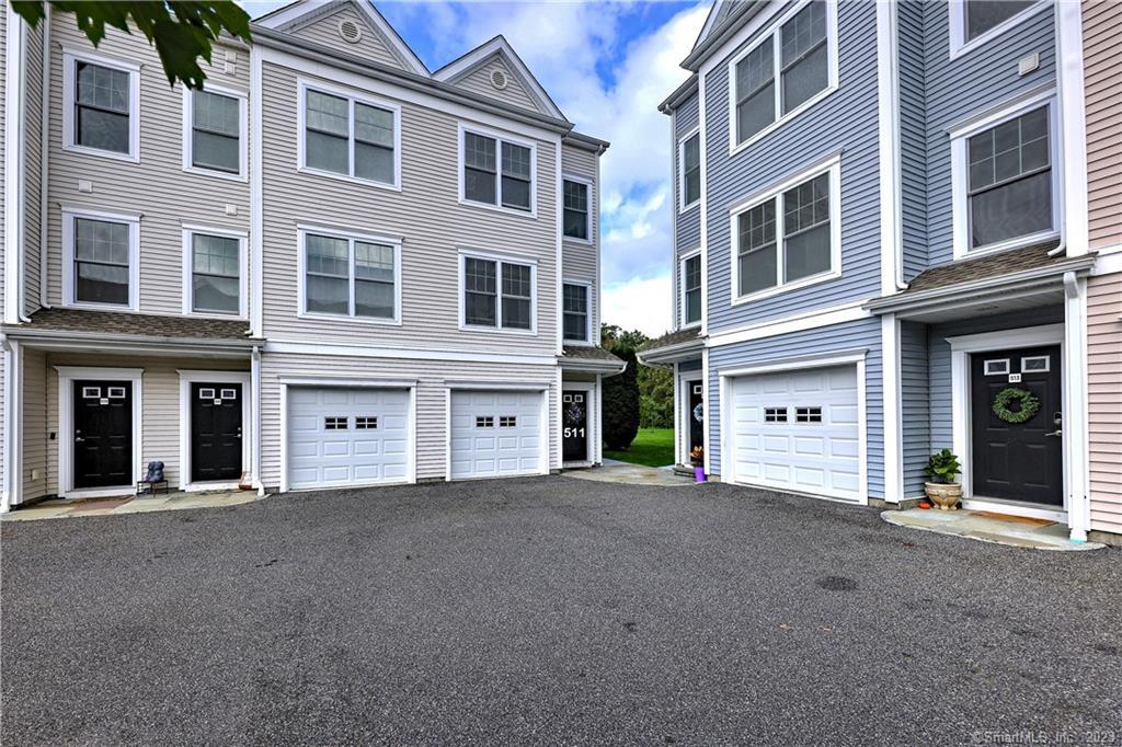 Photo 3 of 40 of 511 Copper Square Drive 511 townhome