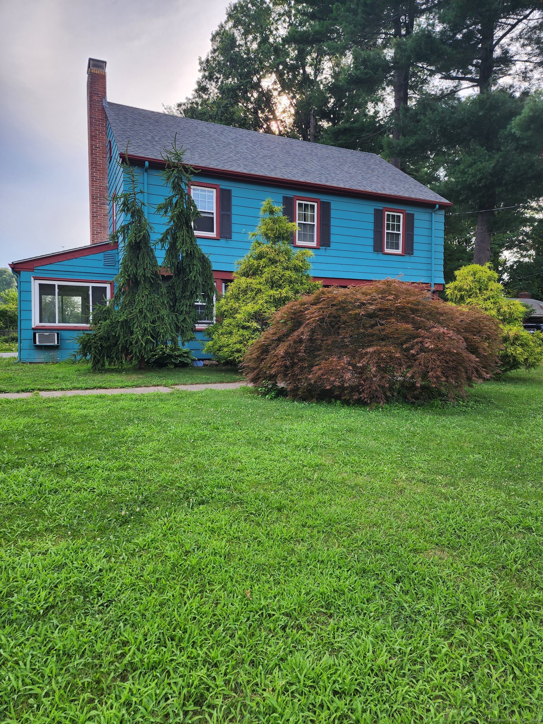 Photo 1 of 19 of 571 Bloomfield Avenue house