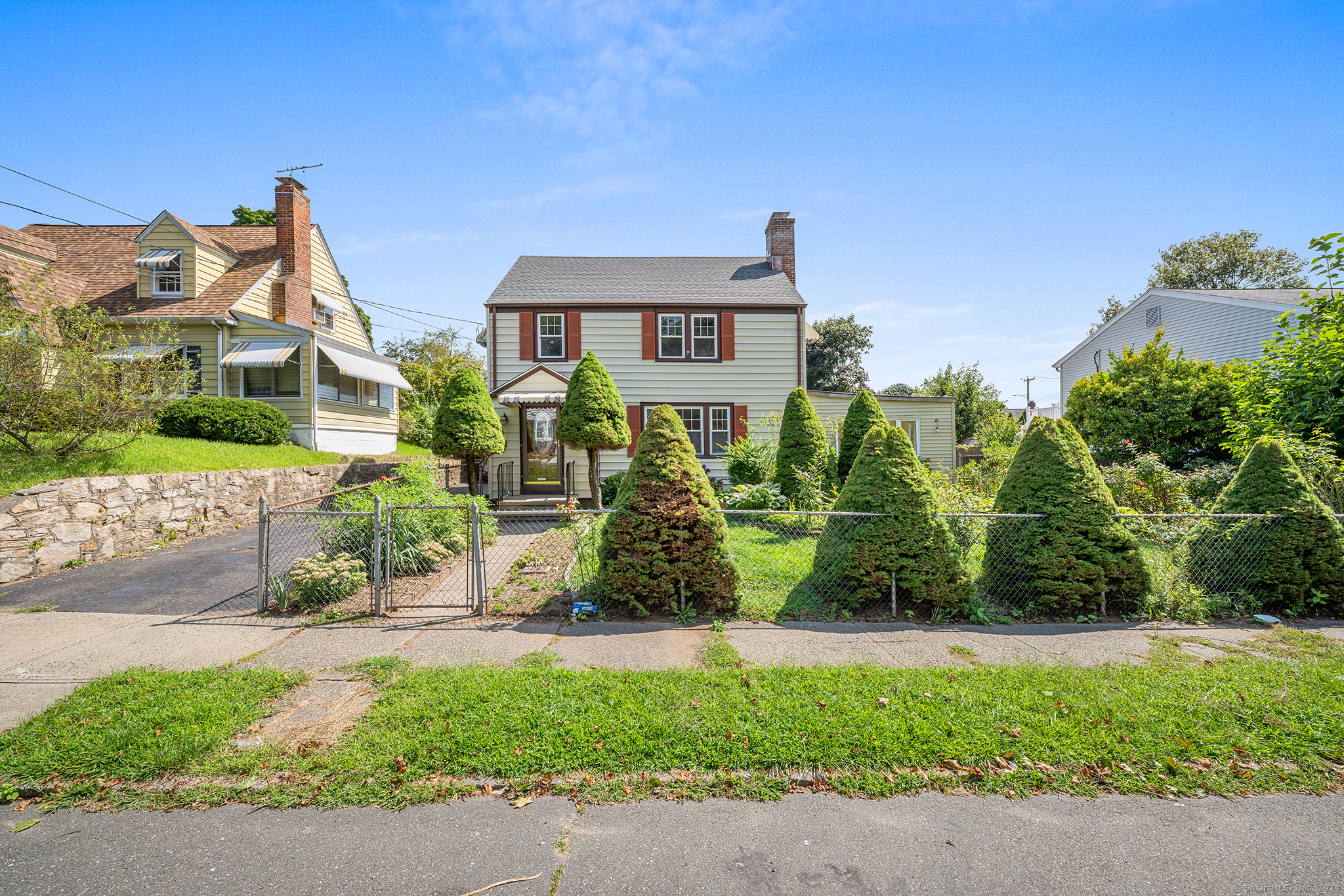 Photo 1 of 31 of 375 Cleveland Avenue house