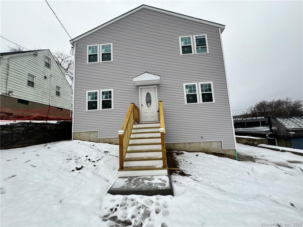 Photo 1 of 13 of 277 Trumbull Avenue house