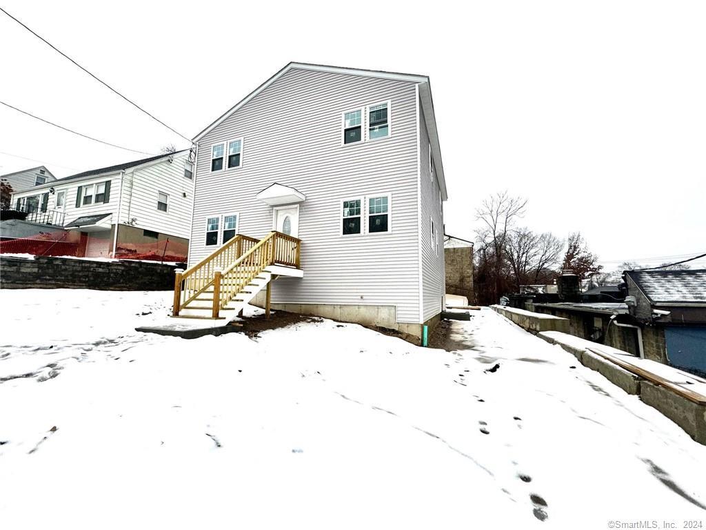 Photo 2 of 13 of 277 Trumbull Avenue house