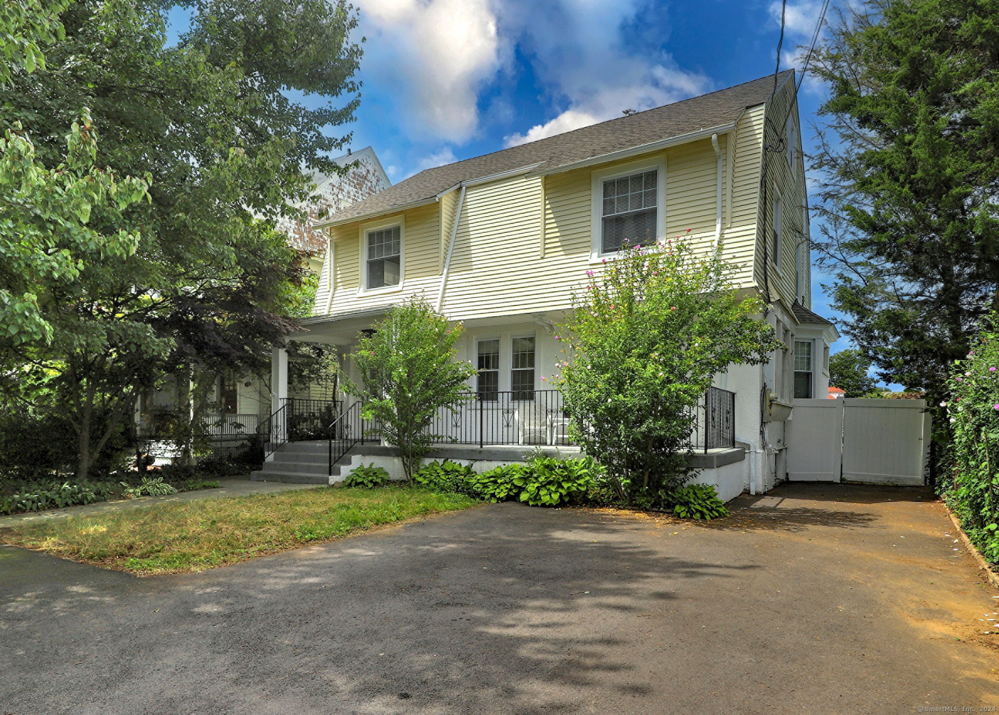 Photo 1 of 40 of 420 Beechwood Avenue house