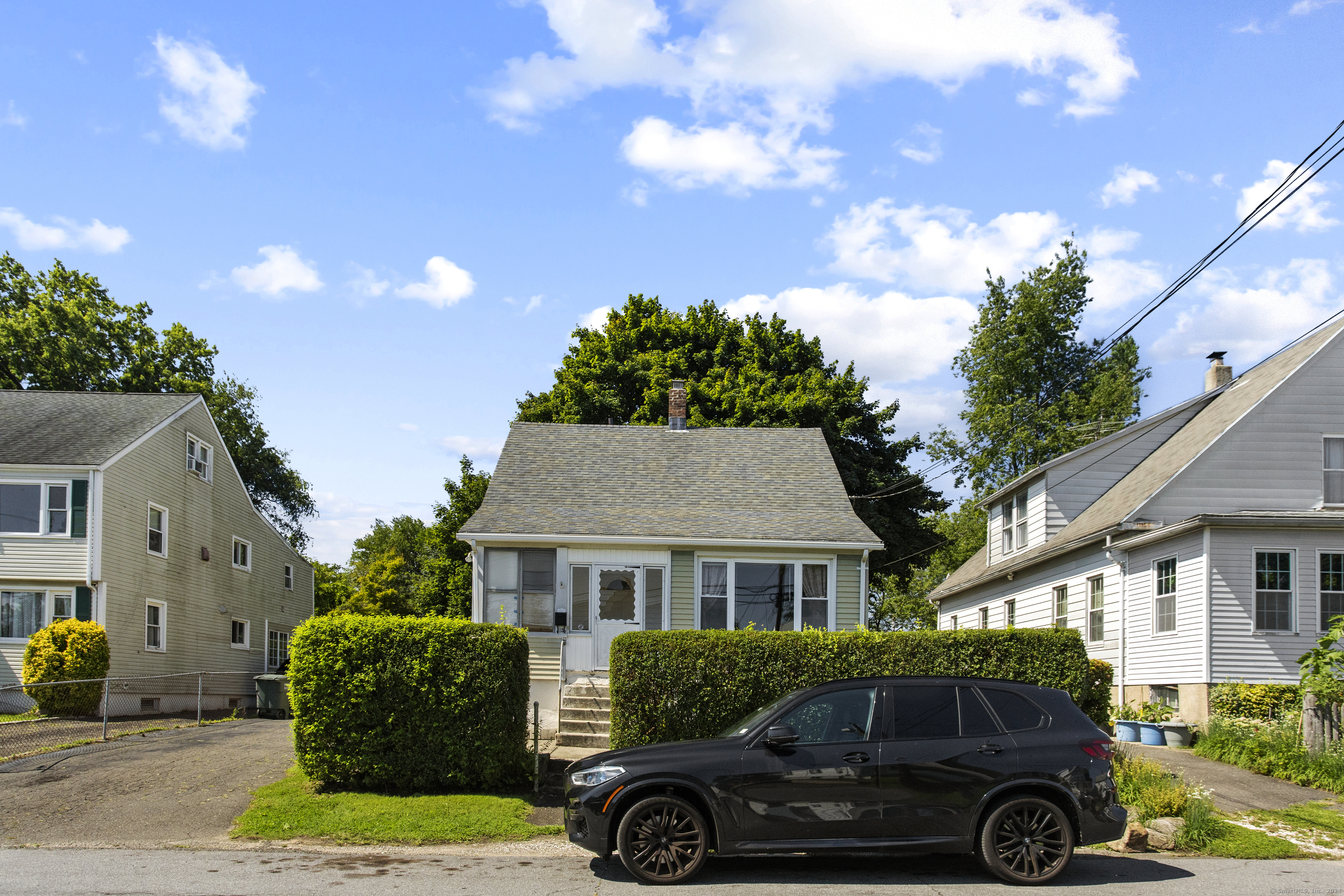 Photo 1 of 22 of 115 Sampson Street house