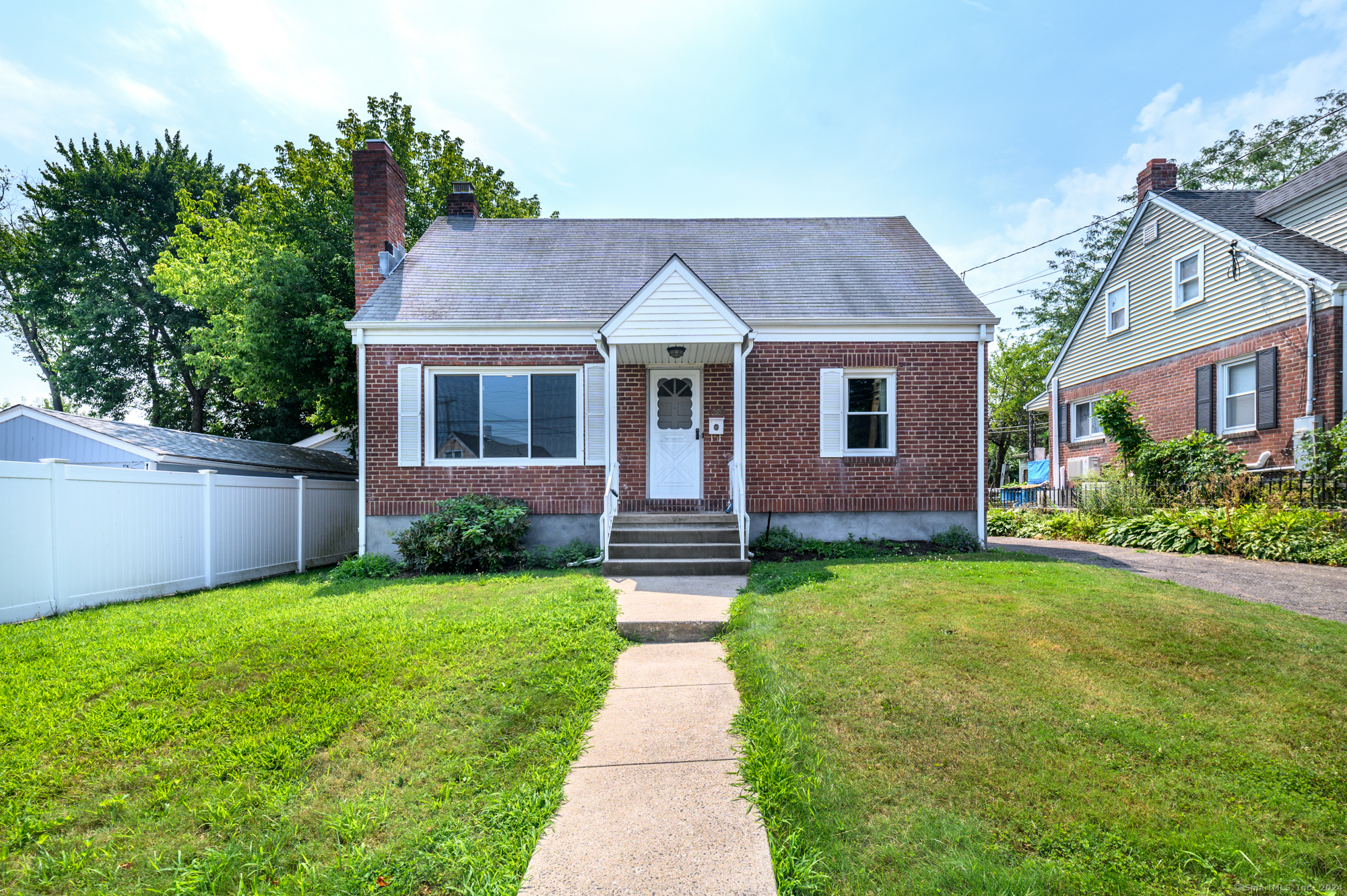 Photo 1 of 20 of 789 Burnsford Avenue house