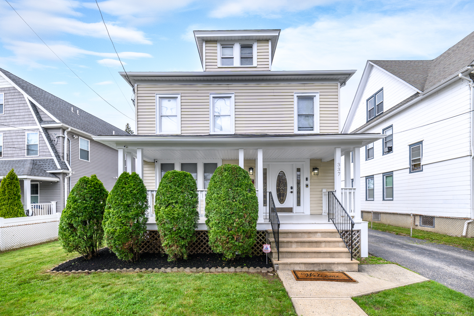 Photo 1 of 40 of 337 Ellsworth Street house