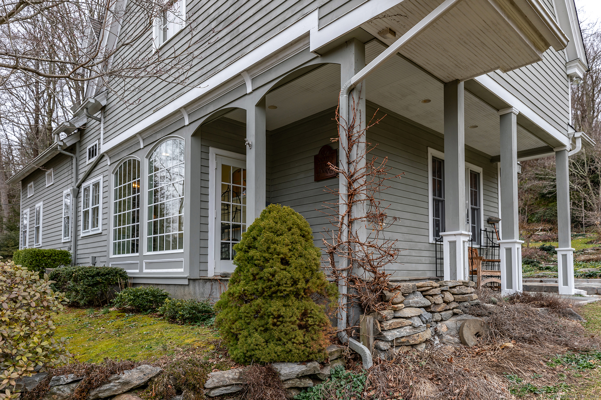 Photo 5 of 39 of 112 Wewaka Brook Road house