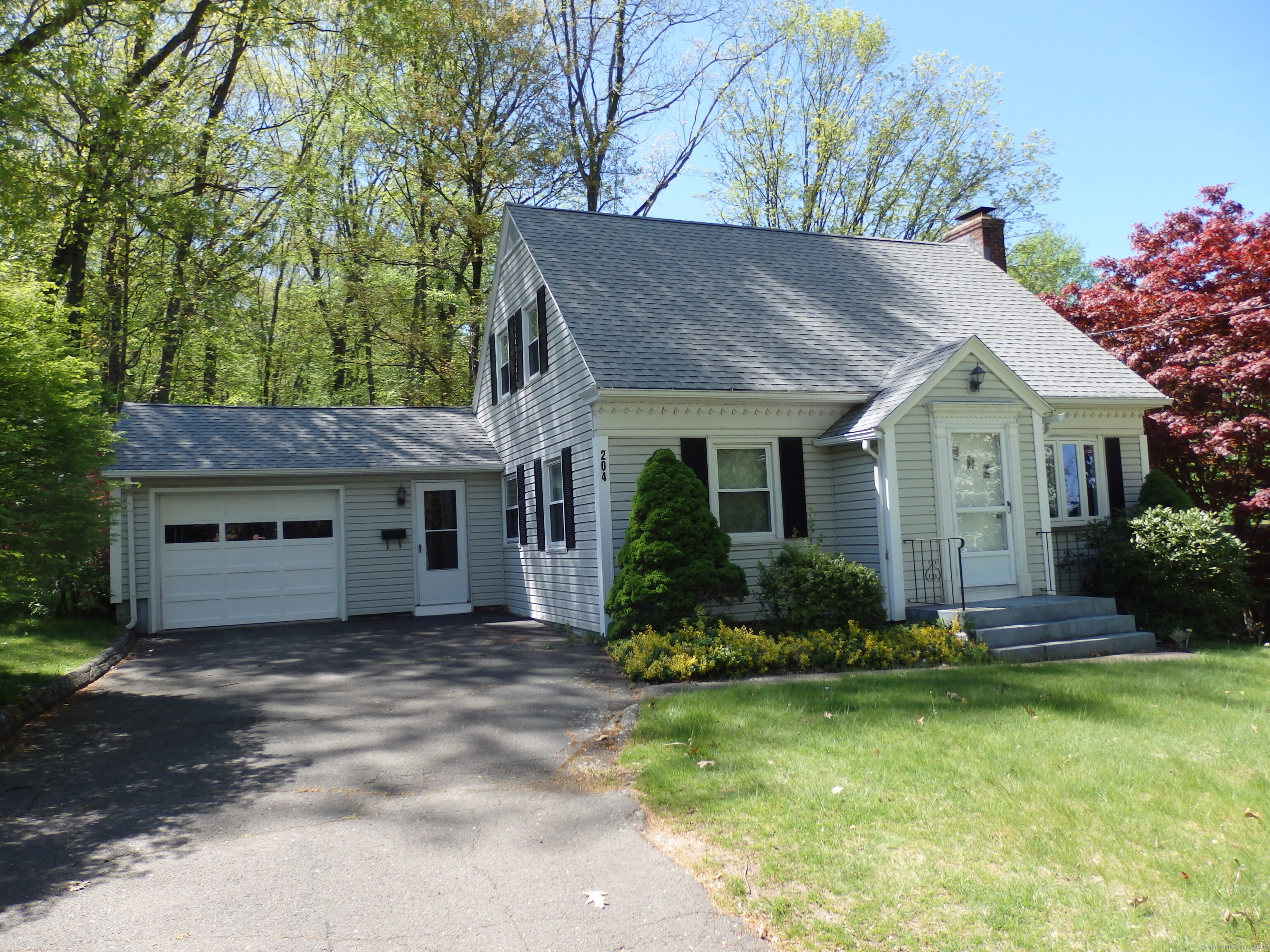 Photo 1 of 3 of 204 Peck Lane house