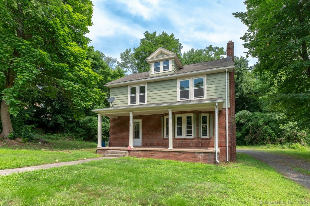 Photo 1 of 33 of 250 Terryville Avenue house