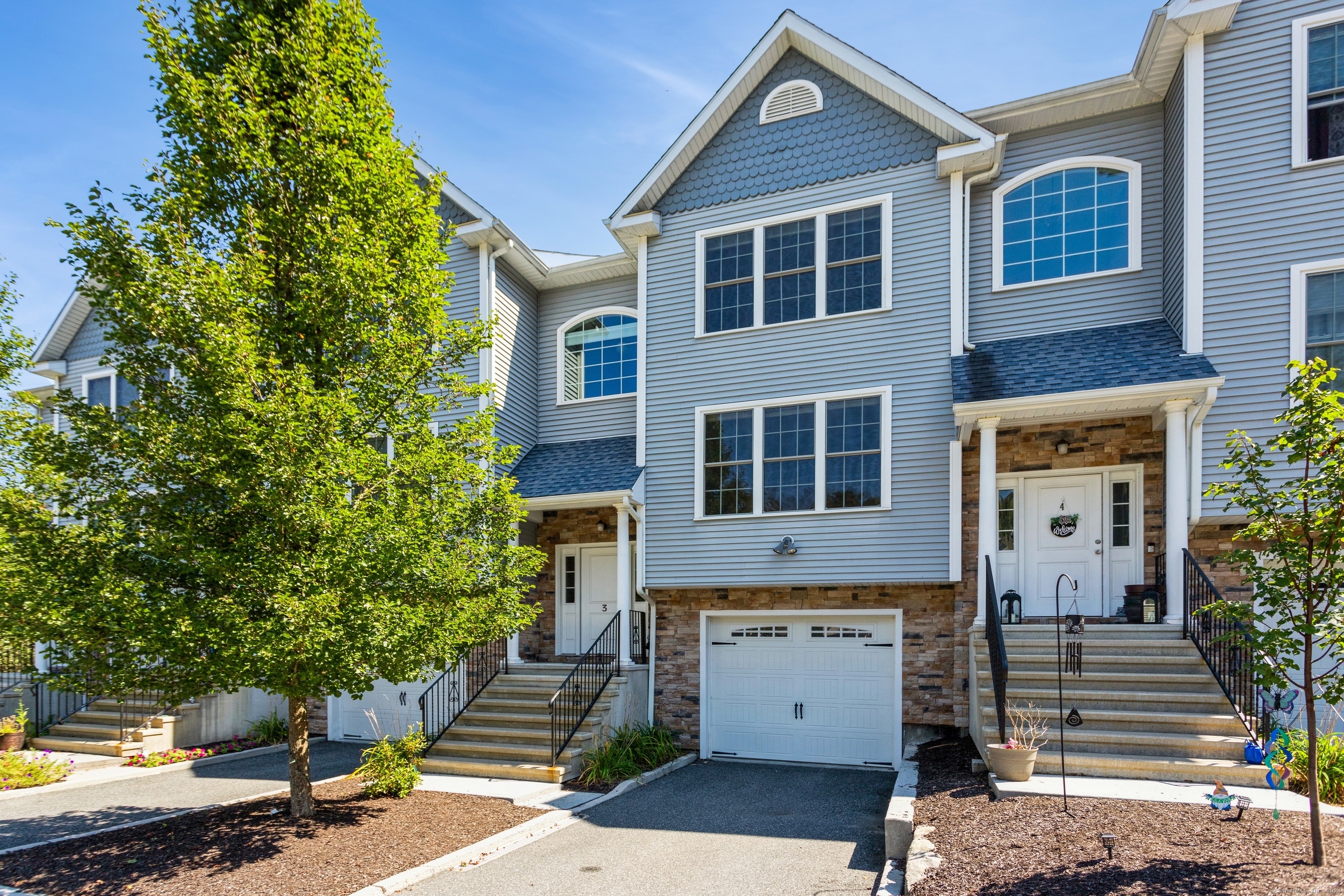 Photo 1 of 25 of 3 Oak Branch Drive 3 townhome