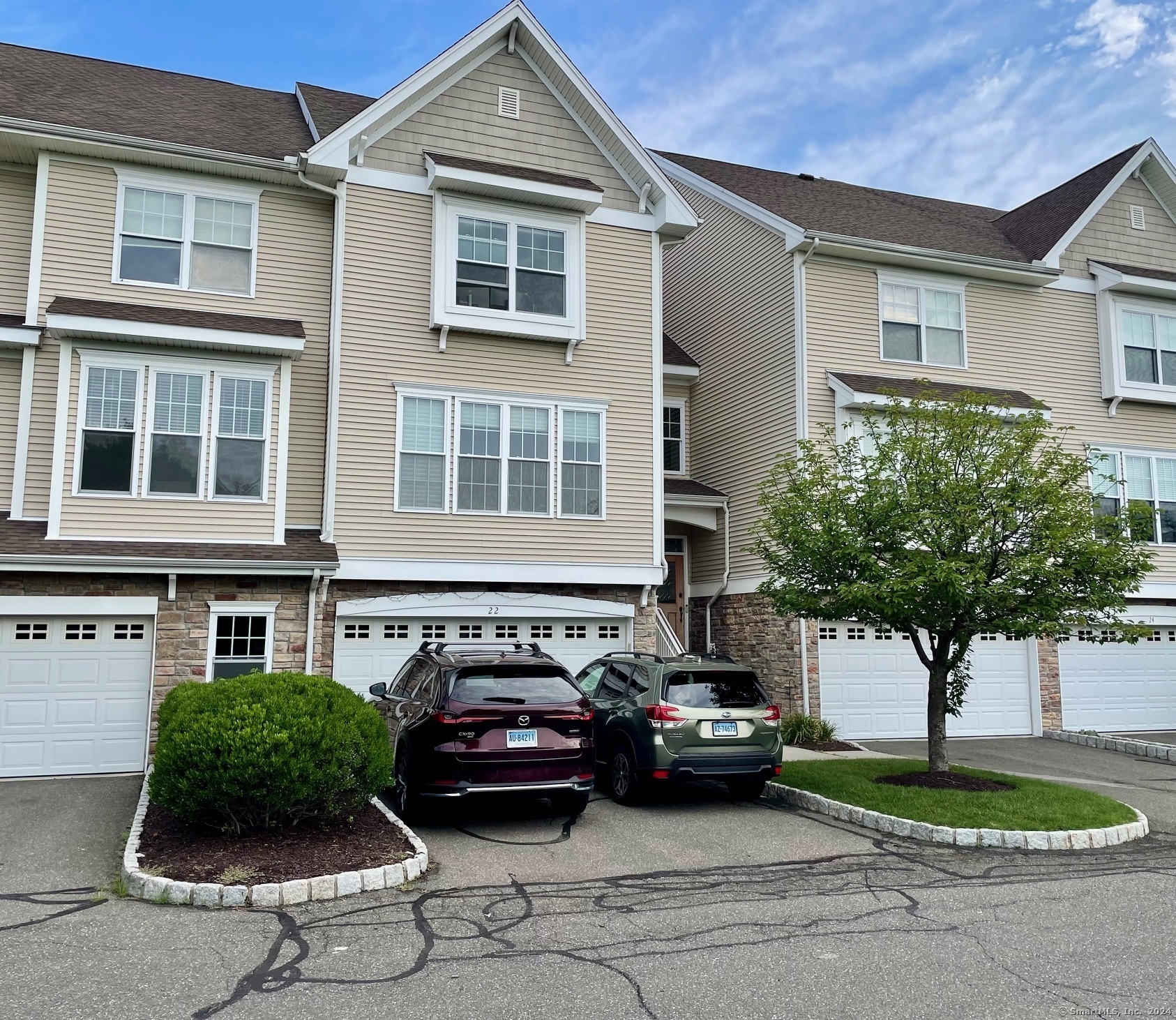 Photo 1 of 23 of 22 Paulding Terrace 22 townhome