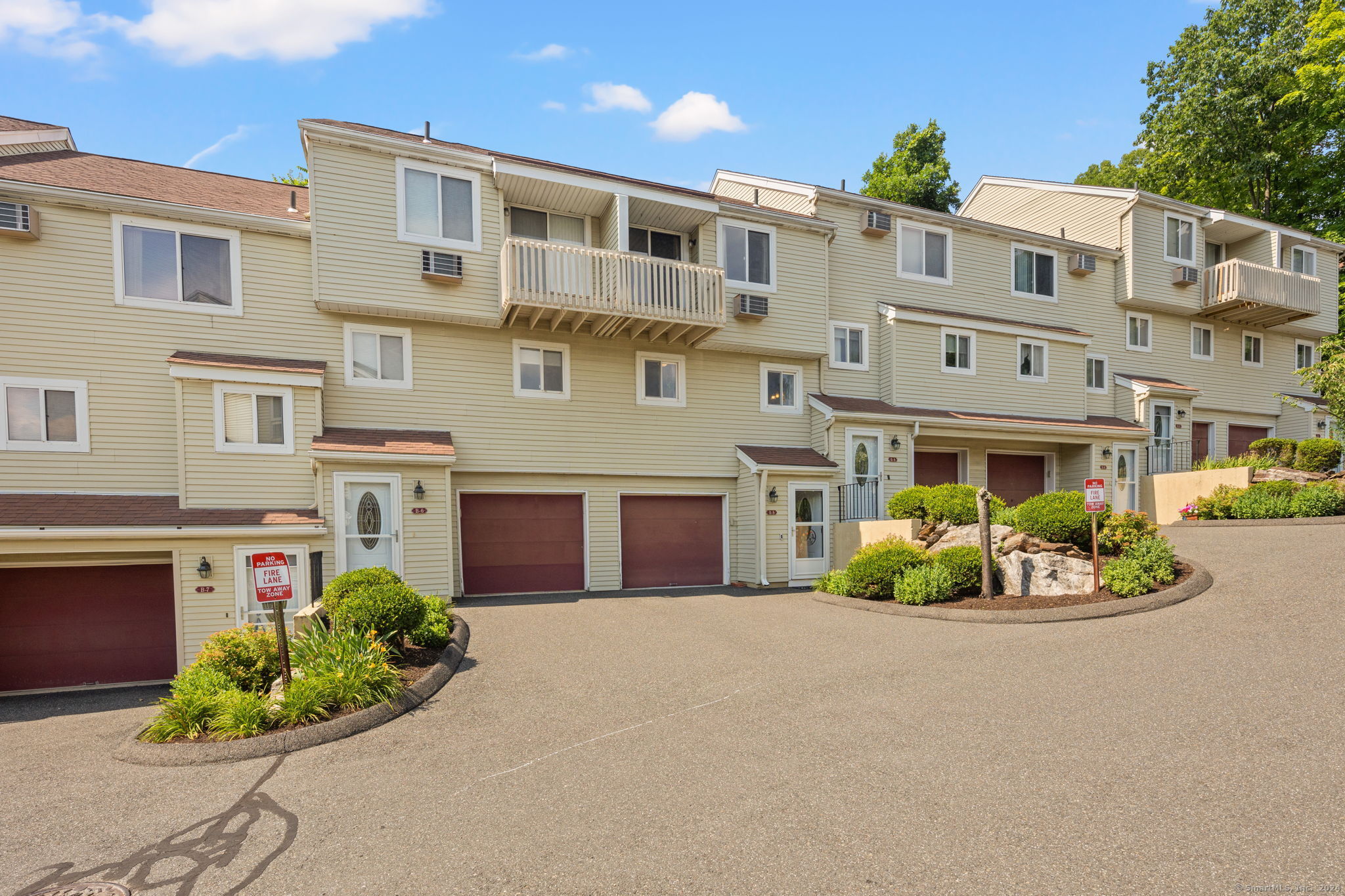 Photo 18 of 21 of 104 Coalpit Hill Road B5 townhome