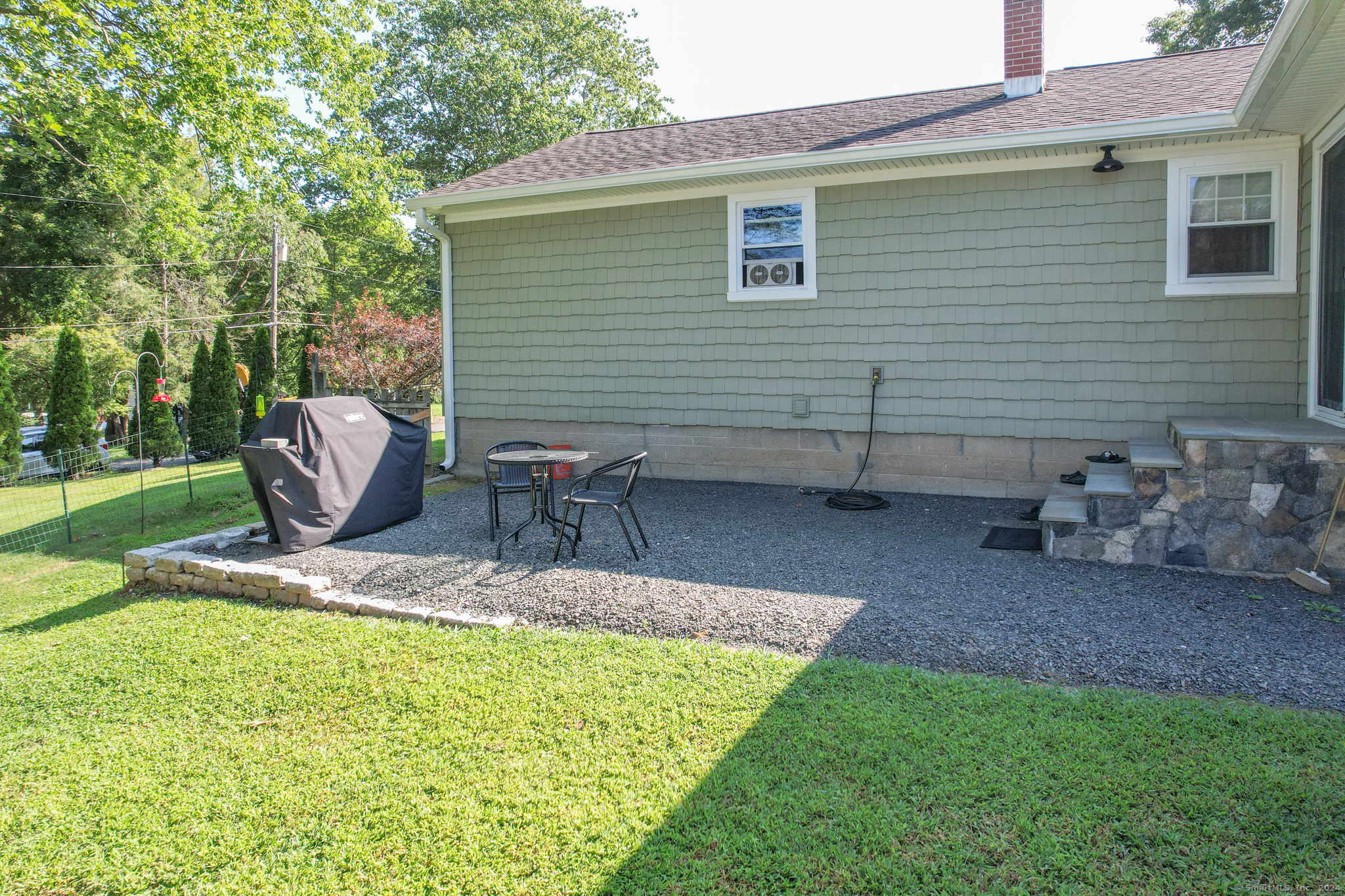 Photo 6 of 29 of 72 Crestwood Drive house