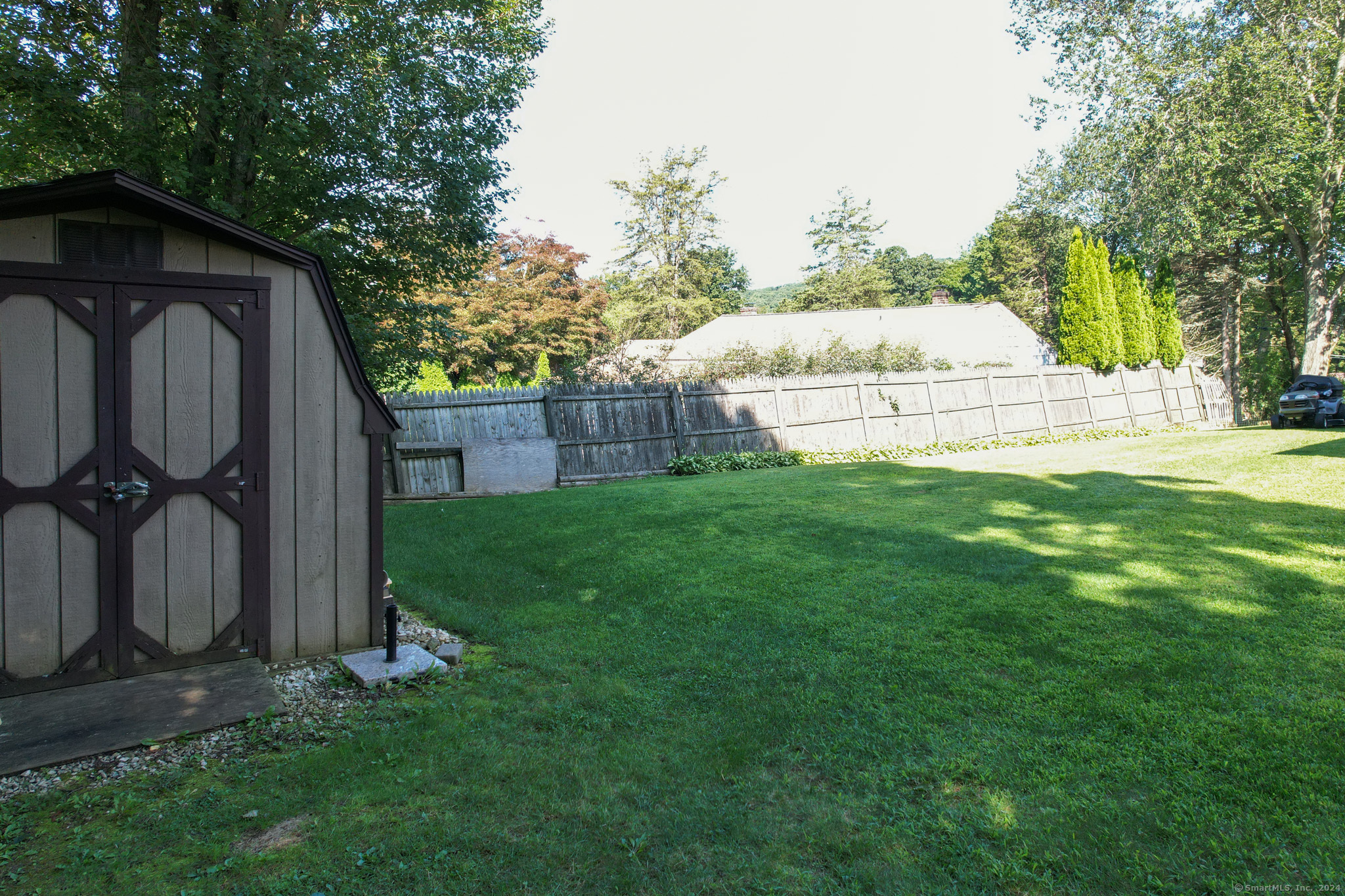 Photo 9 of 29 of 72 Crestwood Drive house