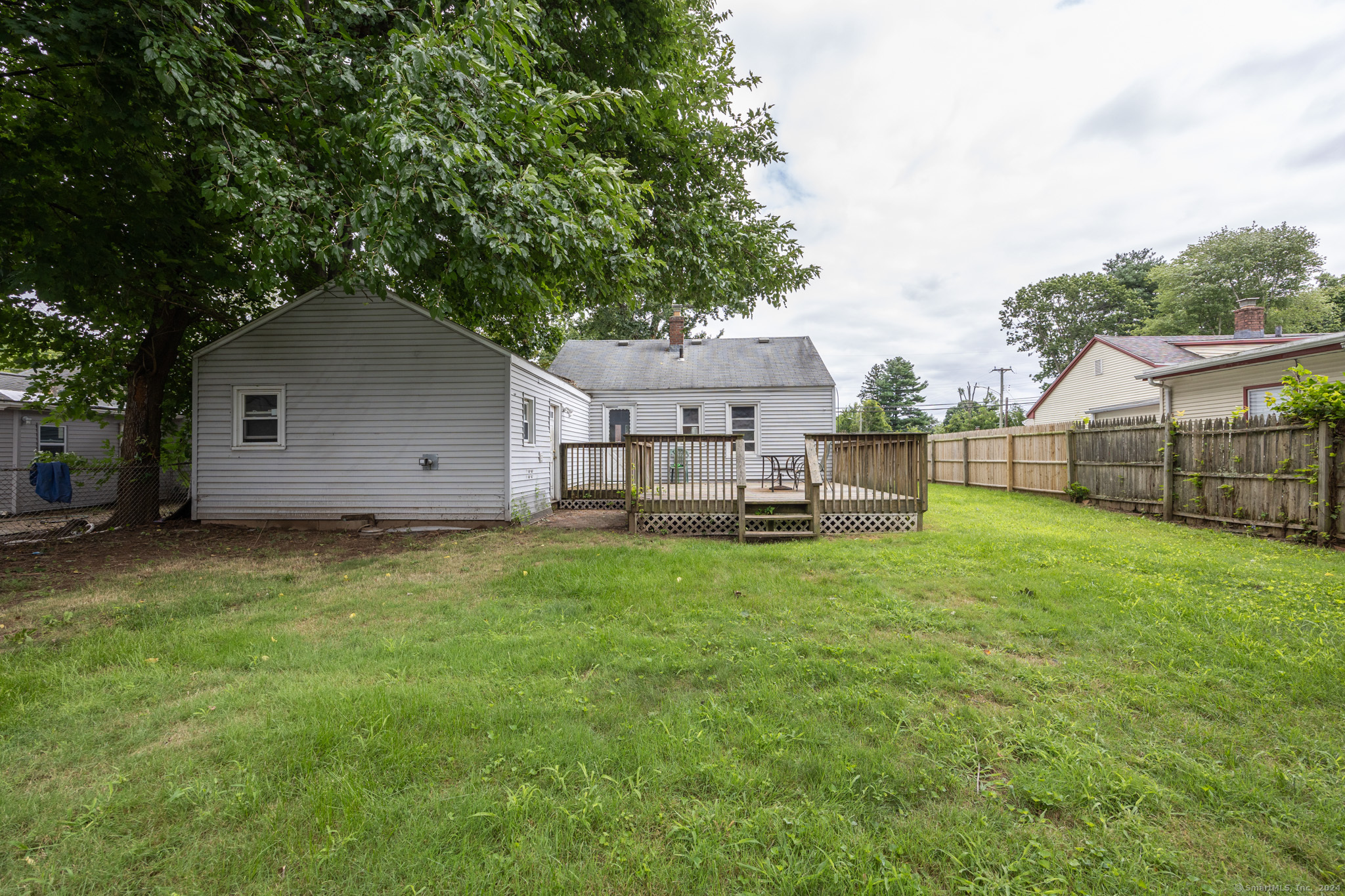 Photo 19 of 20 of 57 Naubuc Avenue house