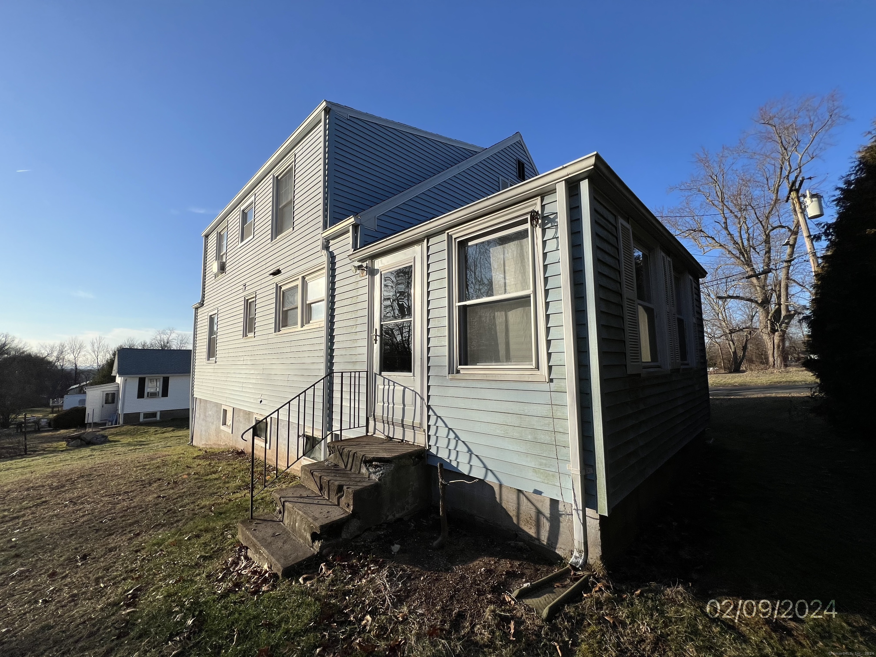 Photo 6 of 19 of 11 Esther Avenue house